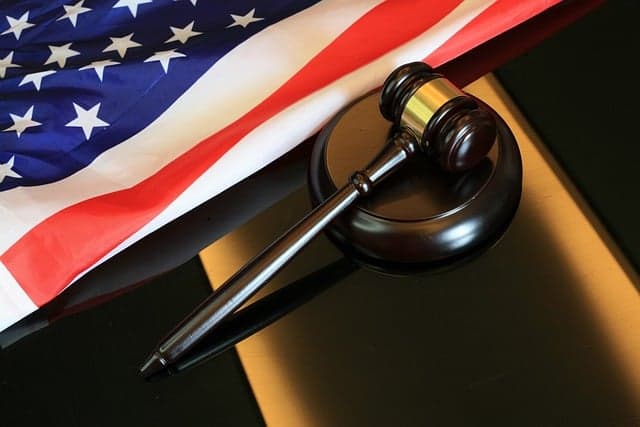 gavel-flag